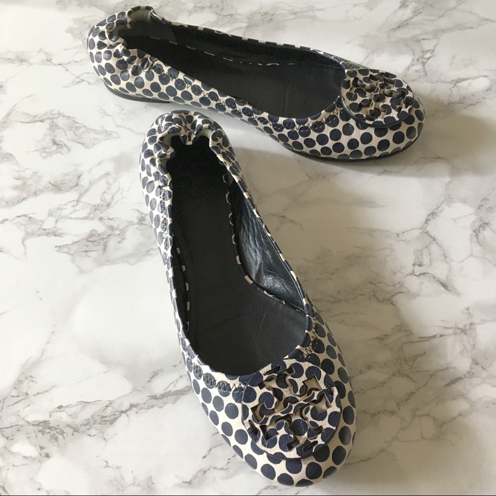 Tory Burch ‘Minnie’ Polka Dot Travel Ballet Flat - Picture 2 of 6